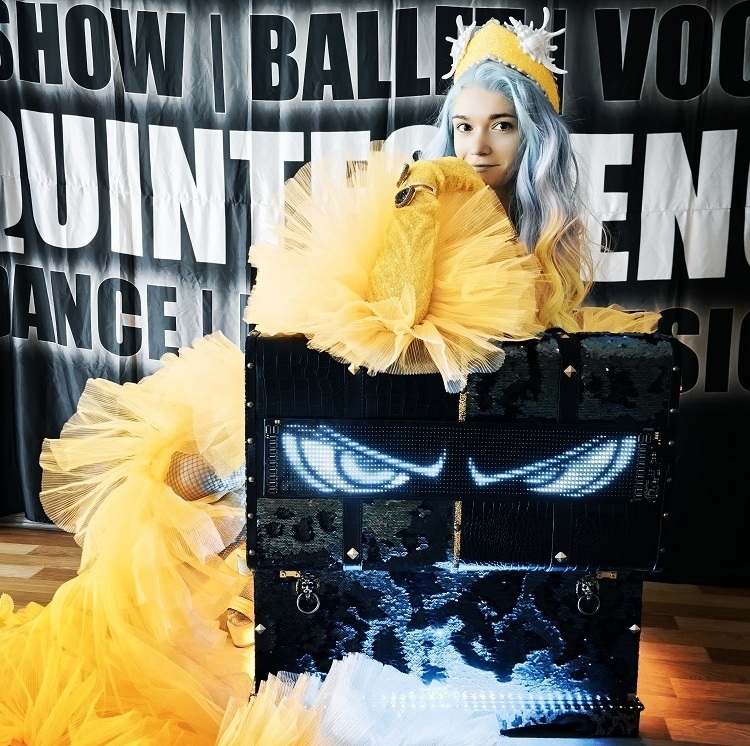 Световое шоу "В синем море" Световое шоу "В синем море"