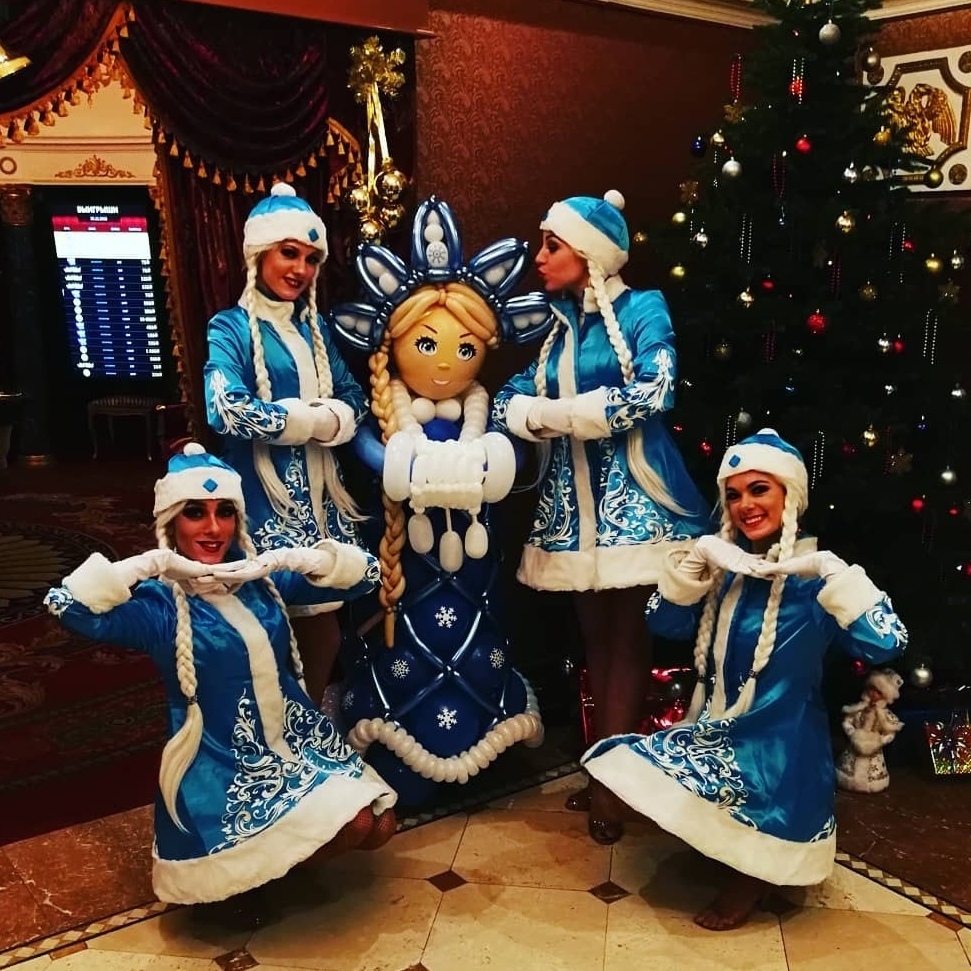 Снегурочки на мероприятие