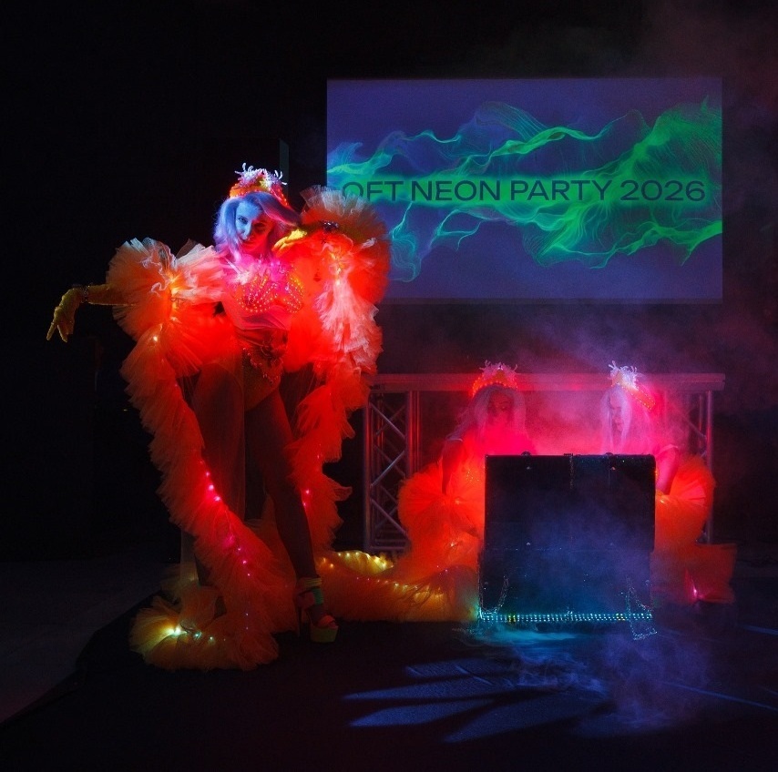 Световое шоу "В синем море" Световое шоу "В синем море"