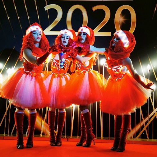 Внучки Санты в светодиодных костюмах на вашем новогоднем мероприятии